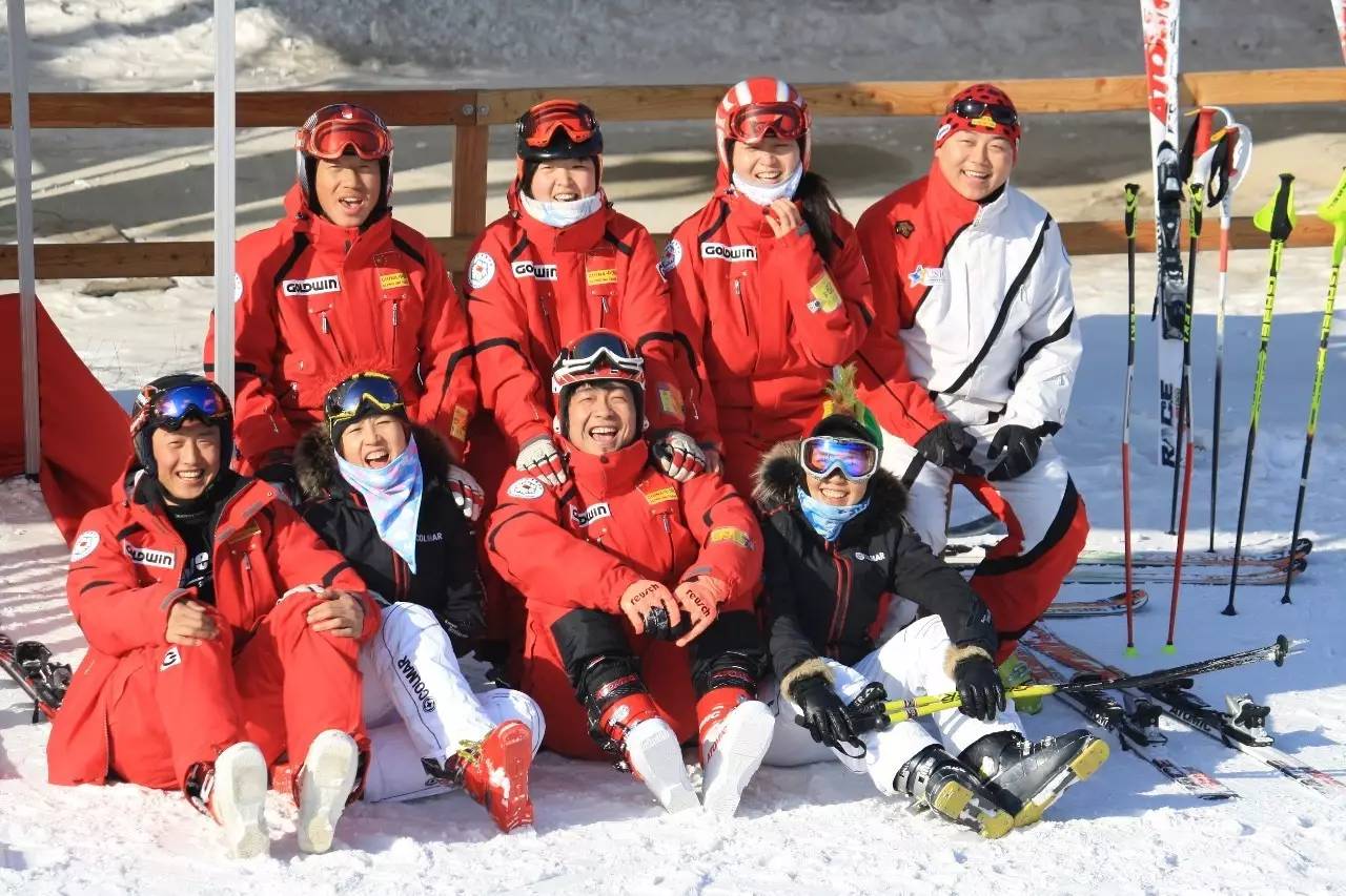 说一说中国那些大咖级滑雪教练们——董金芝