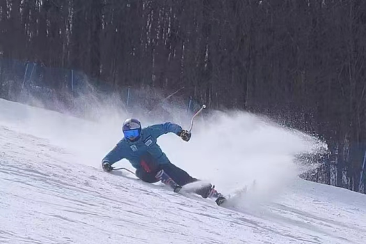 主教练简介-徐太东